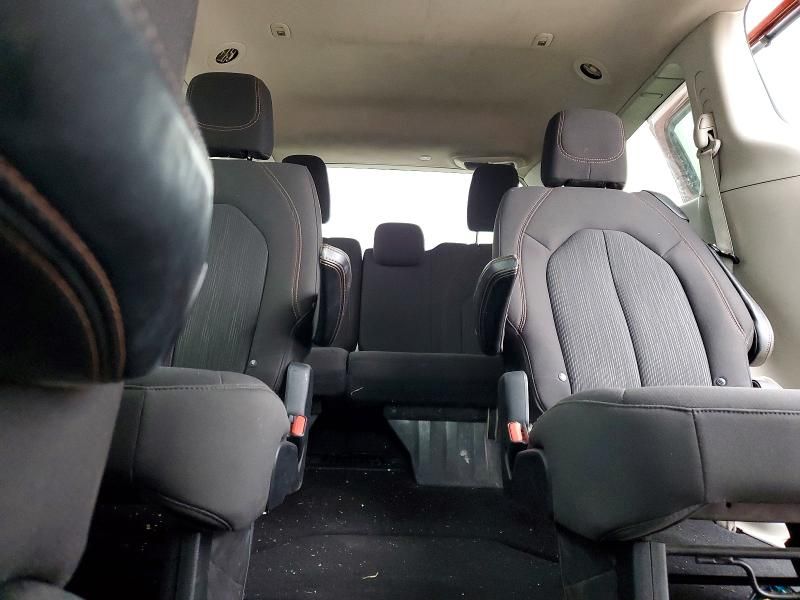 2018 Chrysler Pacifica Touring Plus