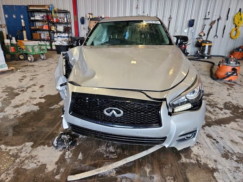 2016 Infiniti Q50 Premium