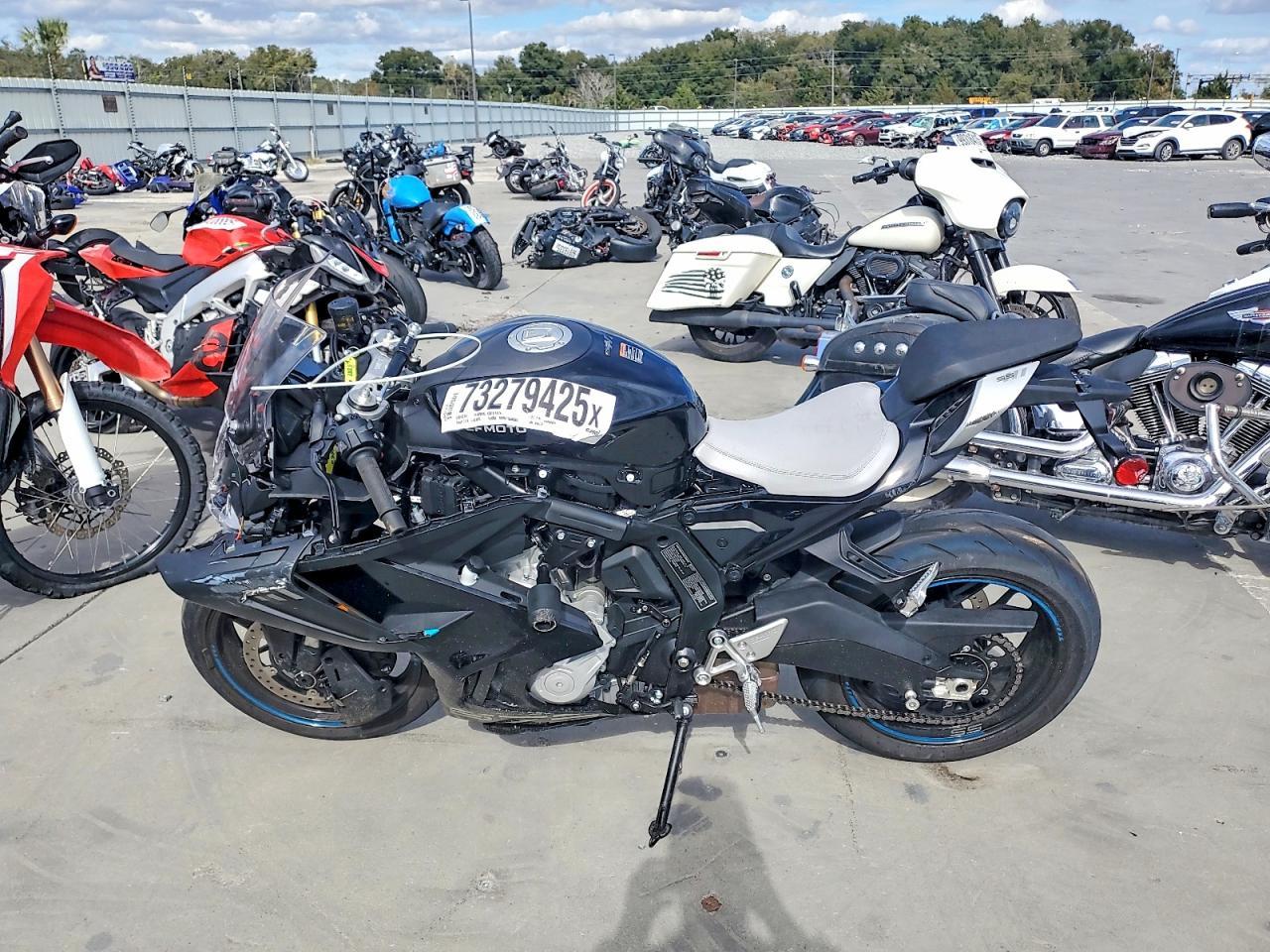 2026 Cf Moto 675SS