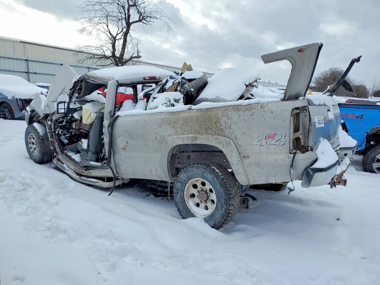 2004 GMC Sierra K2500 Heavy Duty
