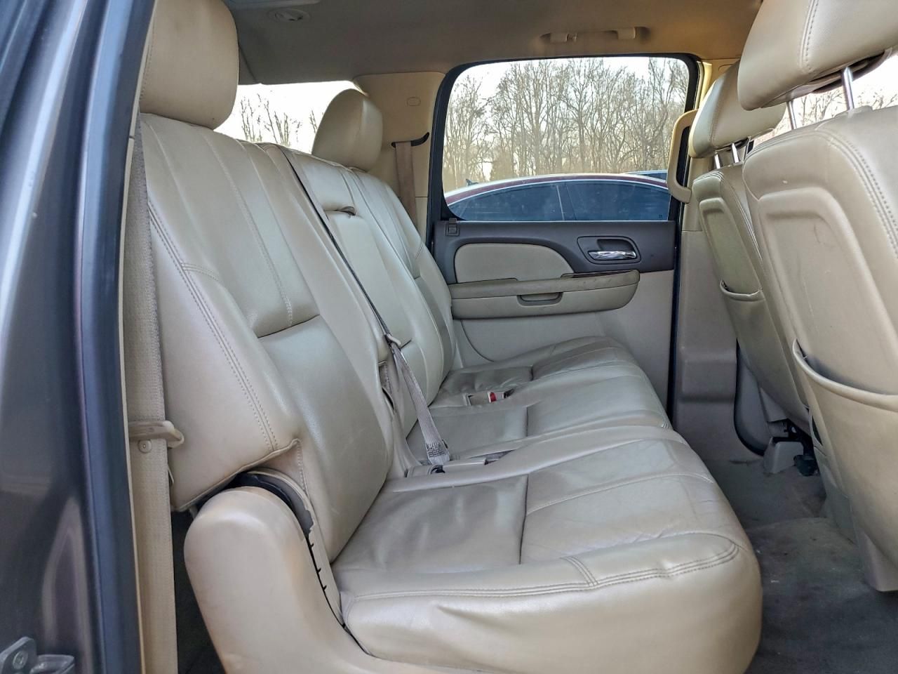 2012 Chevrolet Suburban K1500 lt