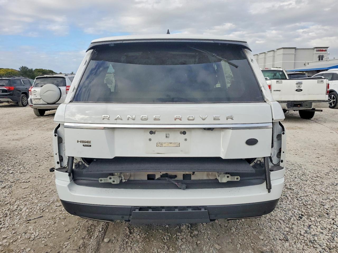 2020 Land Rover Range Rover hse