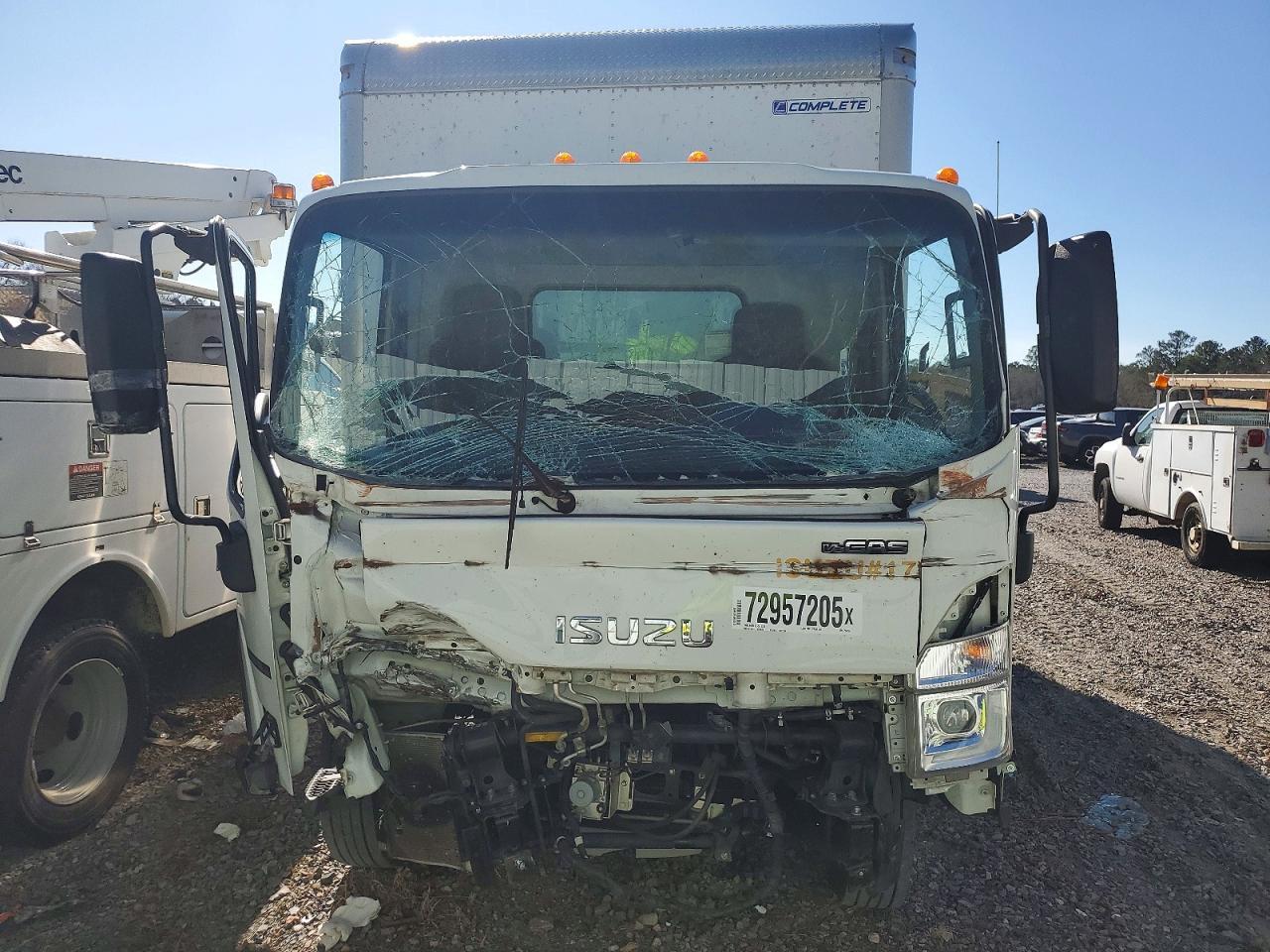 2023 Isuzu NPR HD BOX Truck