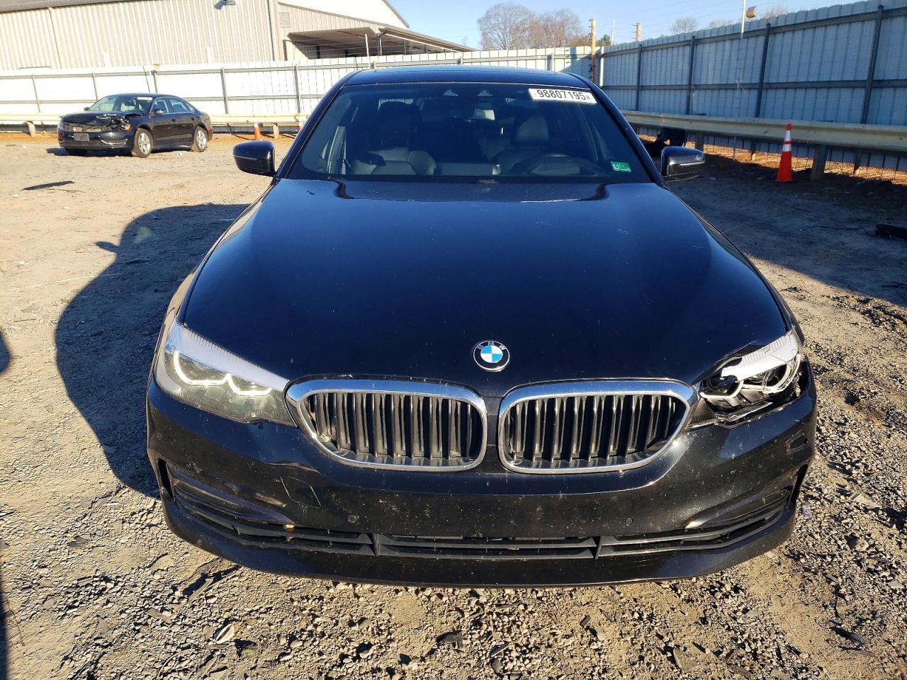 2018 BMW 530 i
