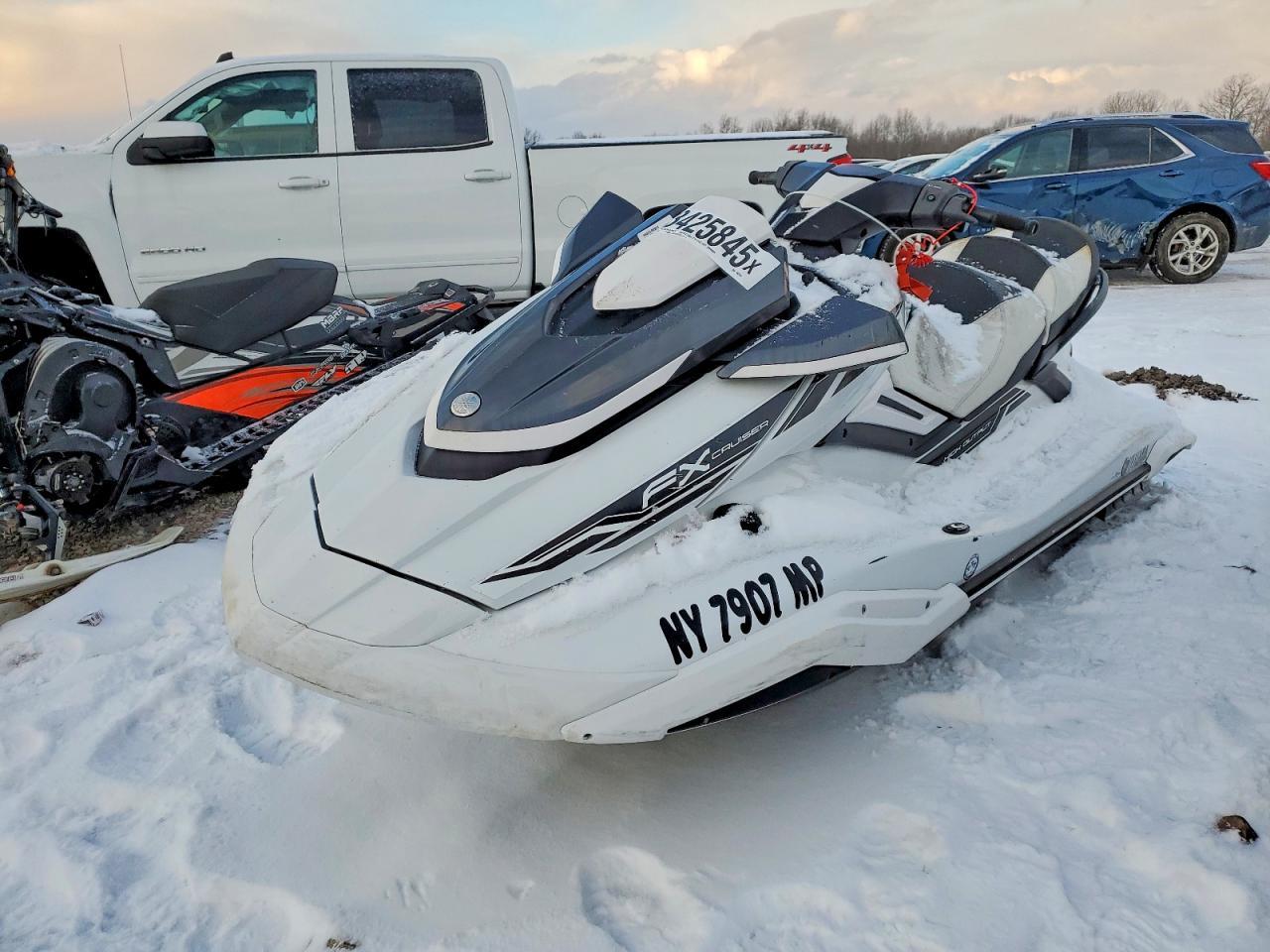 2019 Yamaha JETSKI1