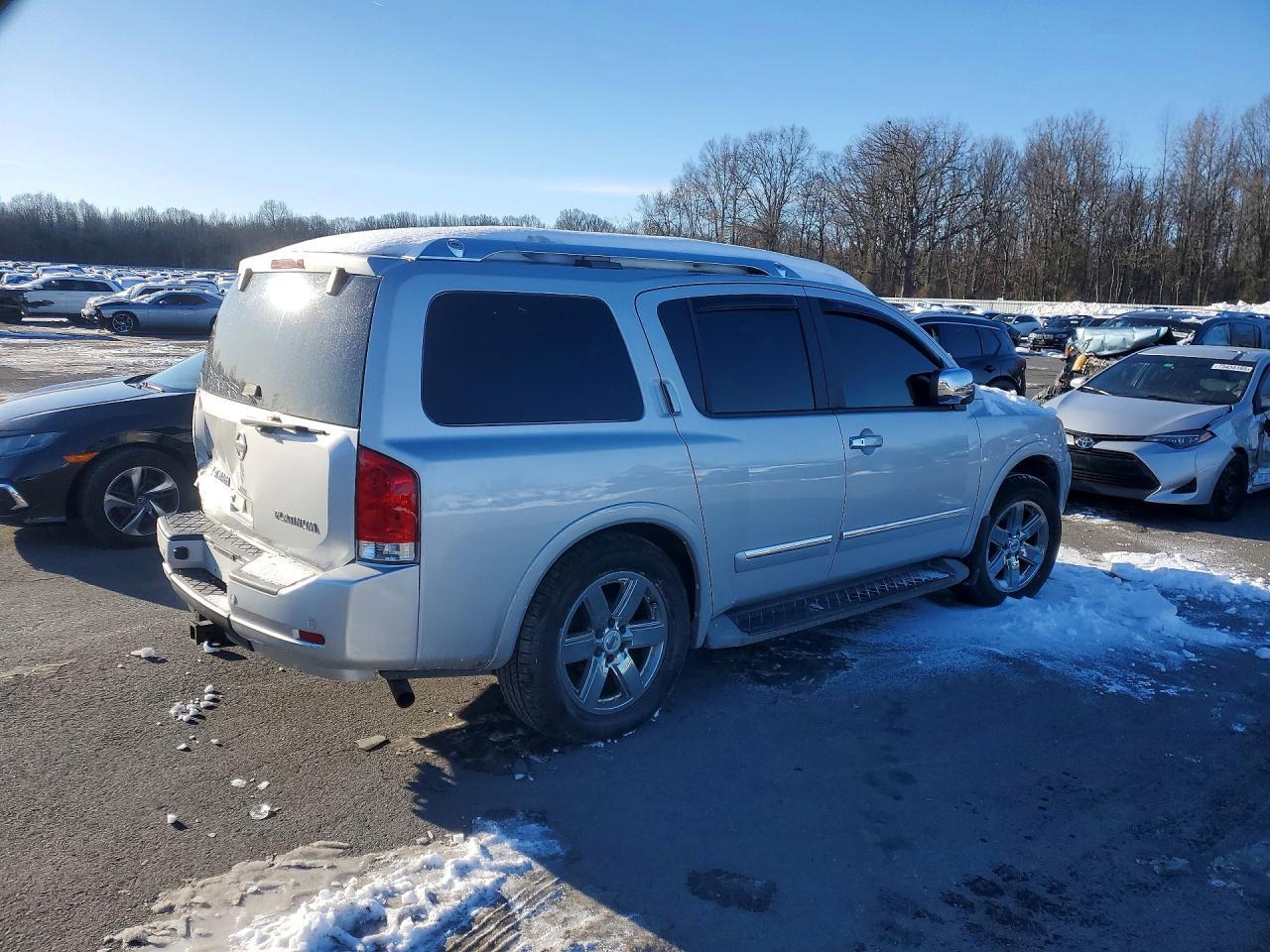 2012 Nissan Armada SV