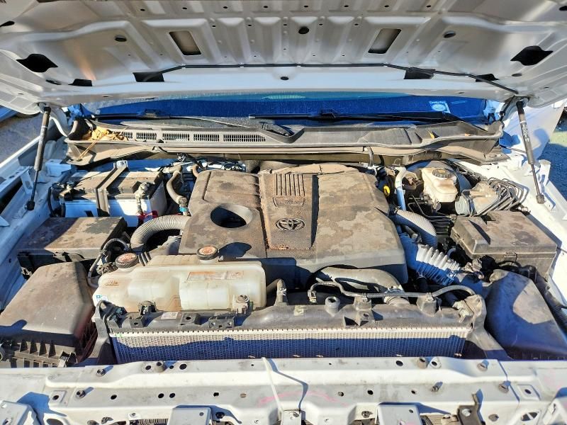 2024 Toyota Tundra Crewmax sr