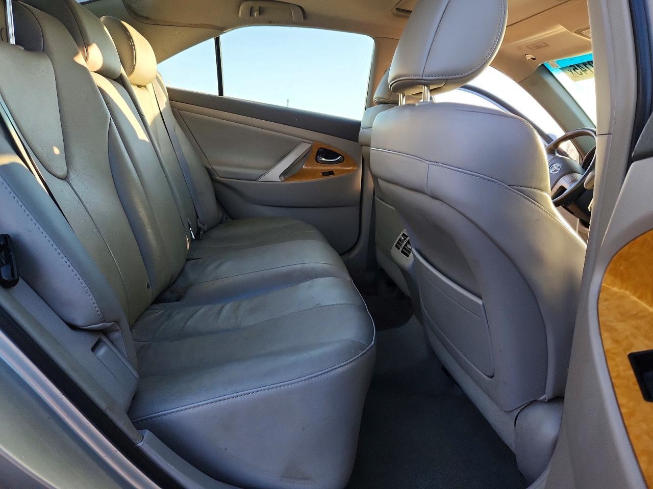 2007 Toyota Camry le