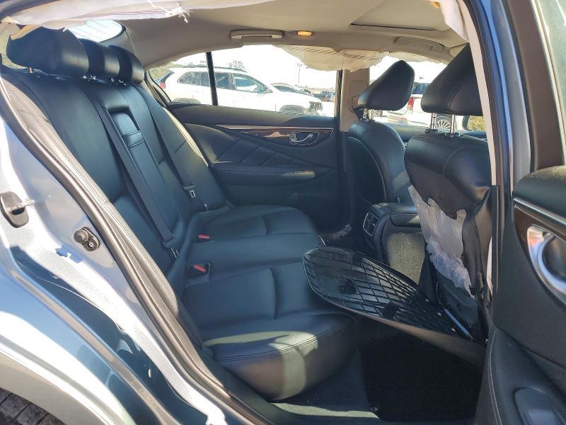 2018 Infiniti Q50 Luxe