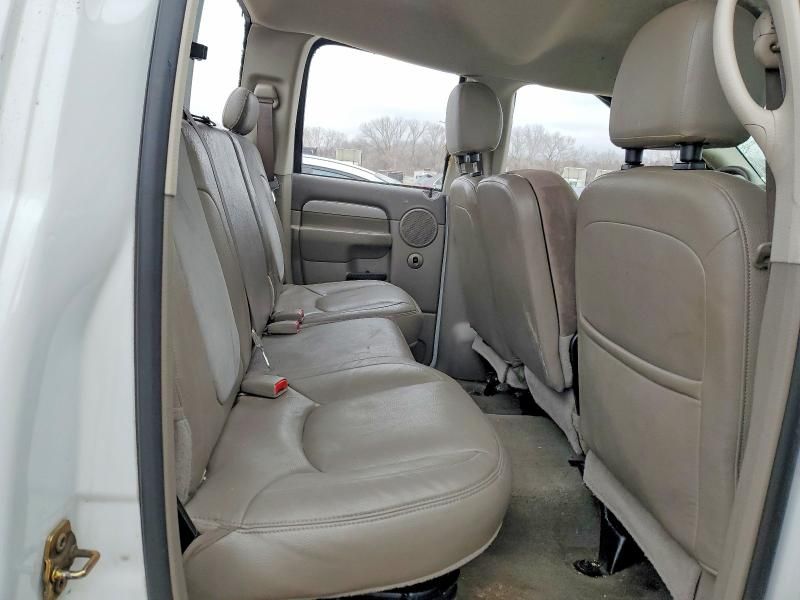 2004 Dodge Ram 1500 st