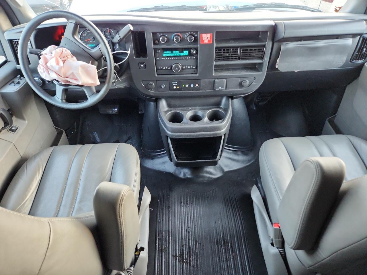 2025 GMC Savana G3500