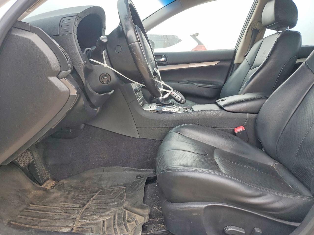 2010 Infiniti G37 Base