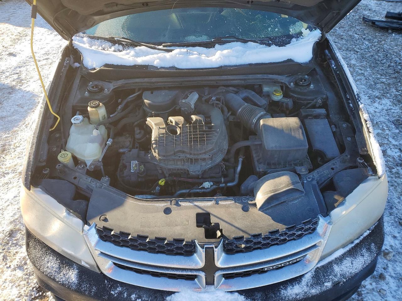 2011 Dodge Avenger lux