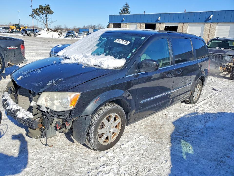 2012 Chrysler Town & Country Touring