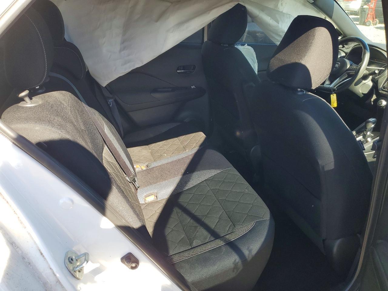 2019 Nissan Kicks s