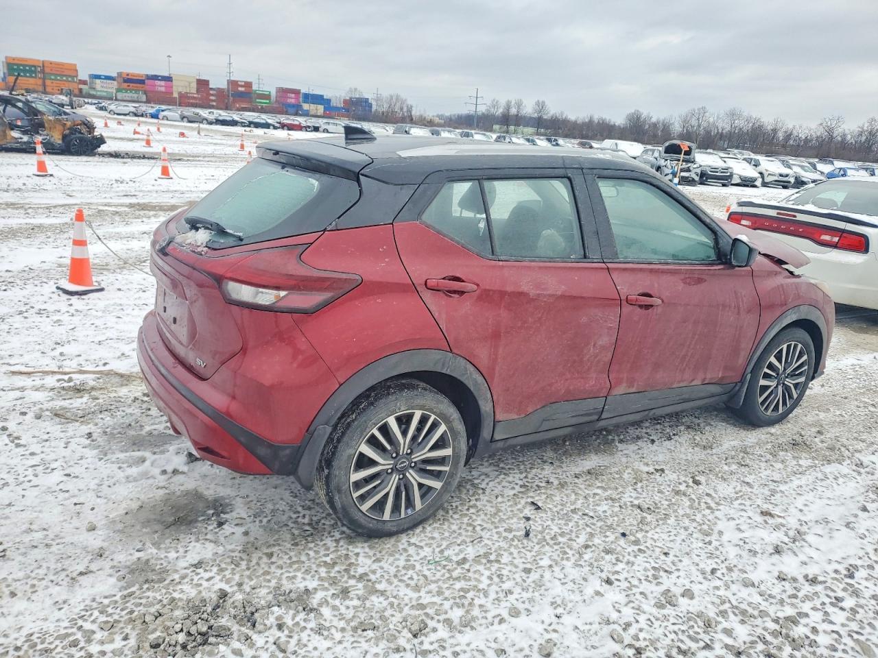 2022 Nissan Kicks sv
