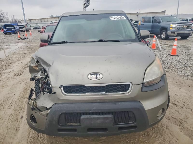 2010 KIA Soul +