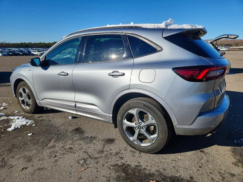 2024 Ford Escape st Line