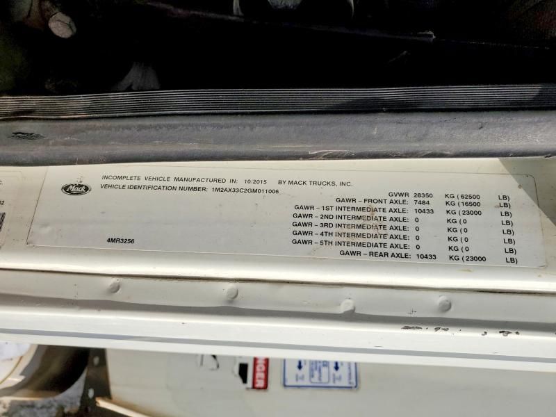 2016 Mack GU500 Refuse Truck