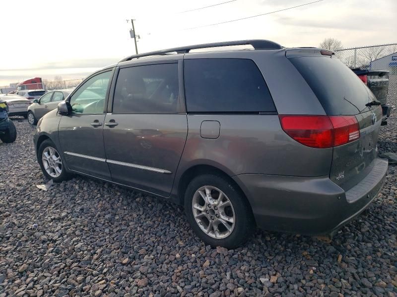 2005 Toyota Sienna xle