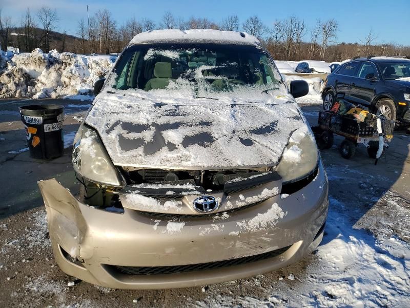 2008 Toyota Sienna