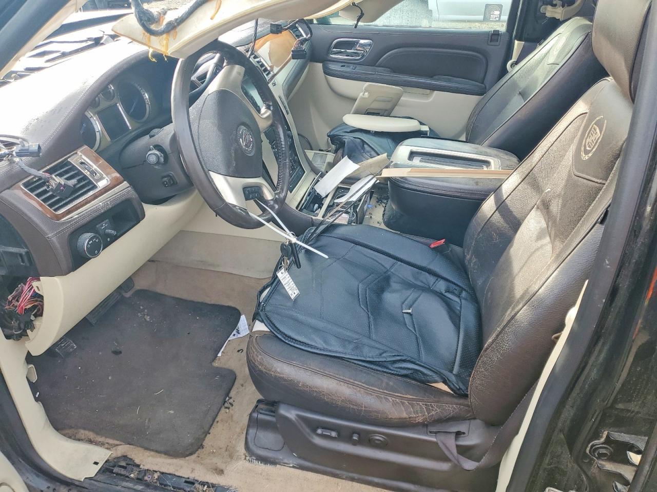 2010 Cadillac Escalade Platinum