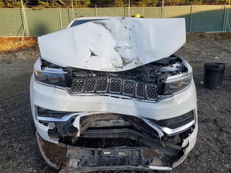 2022 Jeep Grand Wagoneer Series iii