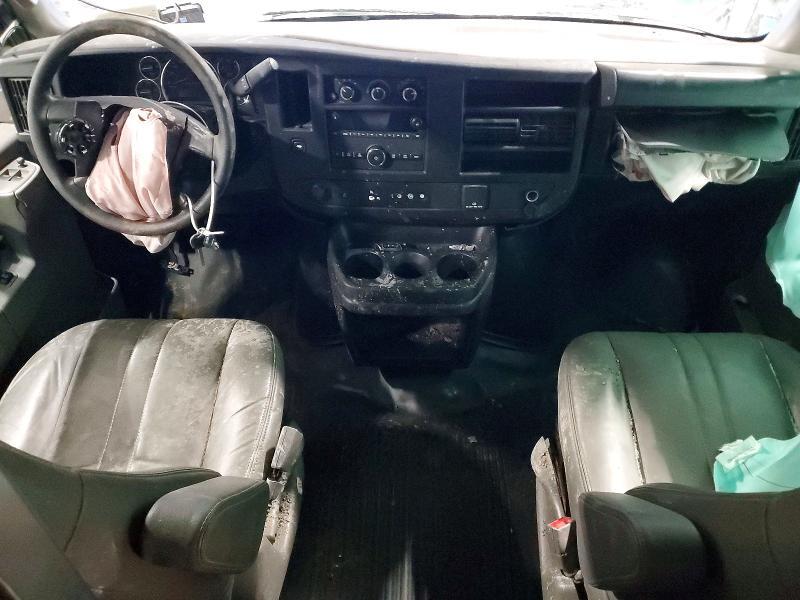 2024 Chevrolet Express G2500