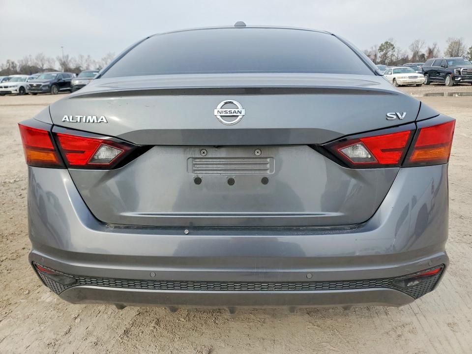 2021 Nissan Altima sv