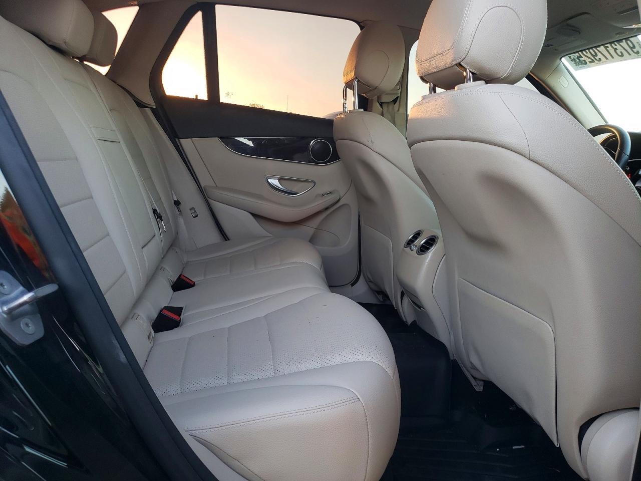 2017 Mercedes-Benz Glc 300