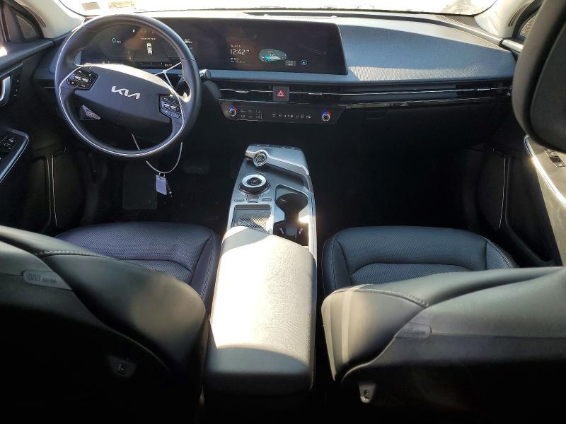 2023 KIA EV6 Wind