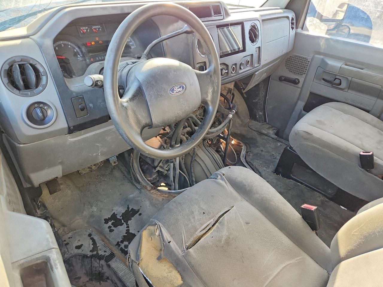 2010 Ford Econoline E250 Van