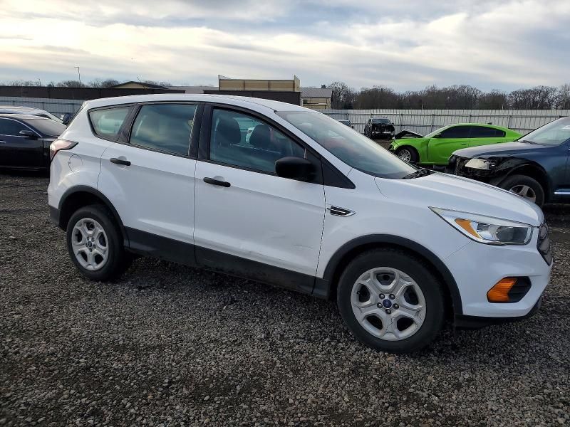 2017 Ford Escape s