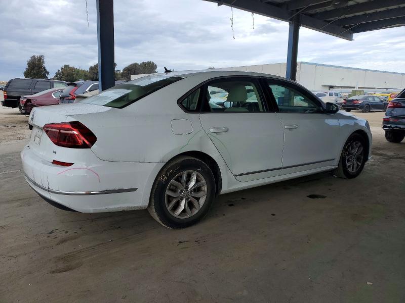2017 Volkswagen Passat s