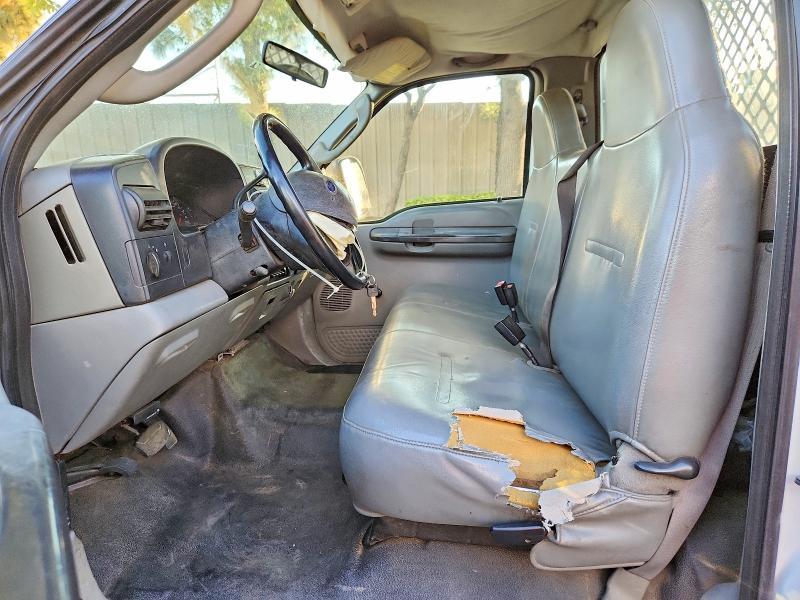 2006 Ford F350 Super Duty Flatbed Truck