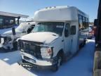 2017 Ford Econoline E350 Super Duty Cutaway Van