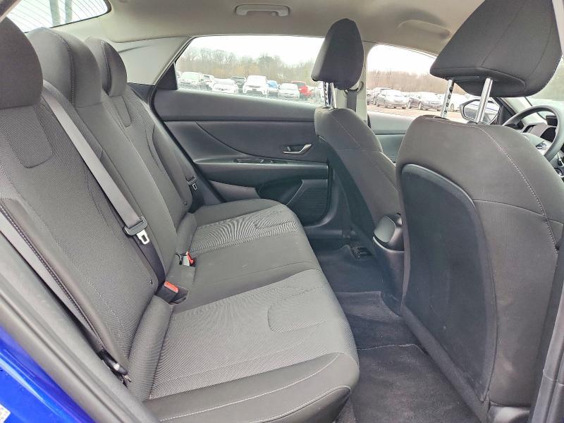 2021 Hyundai Elantra se