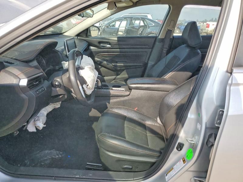 2021 Nissan Altima sr