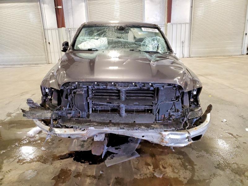 2017 Dodge RAM 1500 SLT