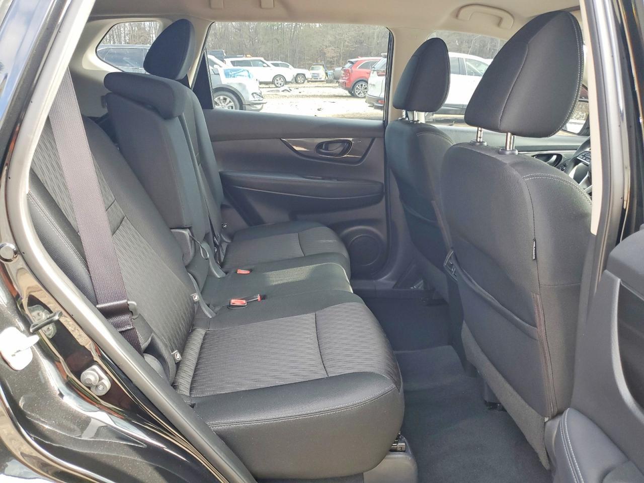 2019 Nissan Rogue s