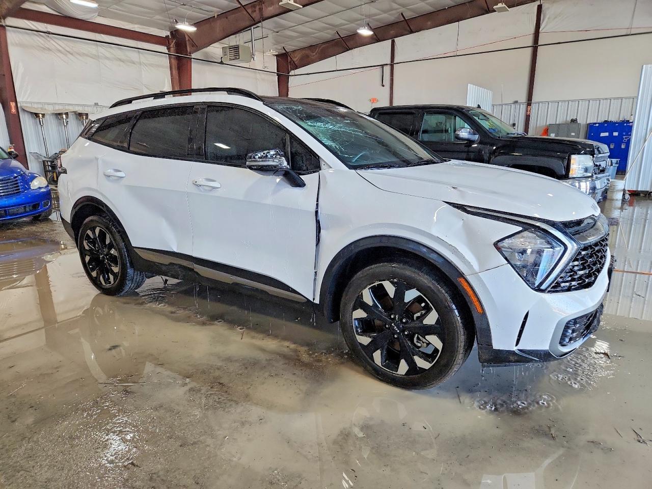 2023 KIA Sportage x Line