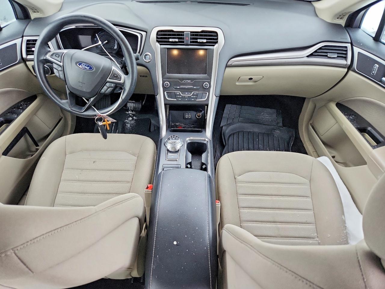 2020 Ford Fusion se
