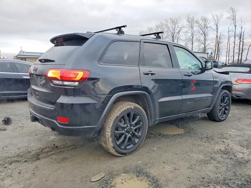 2020 Jeep Grand Cherokee Laredo