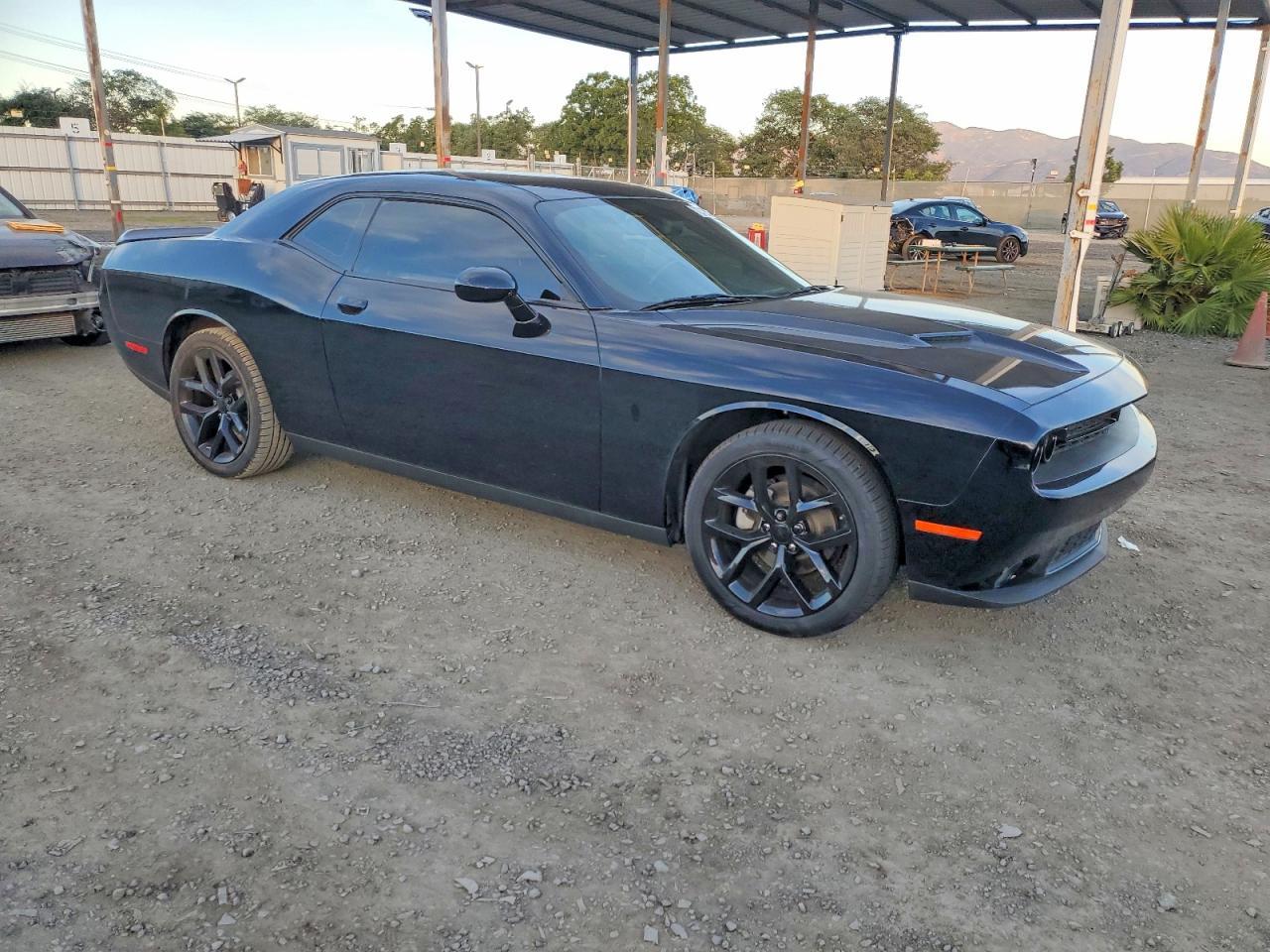 2023 Dodge Challenger sxt