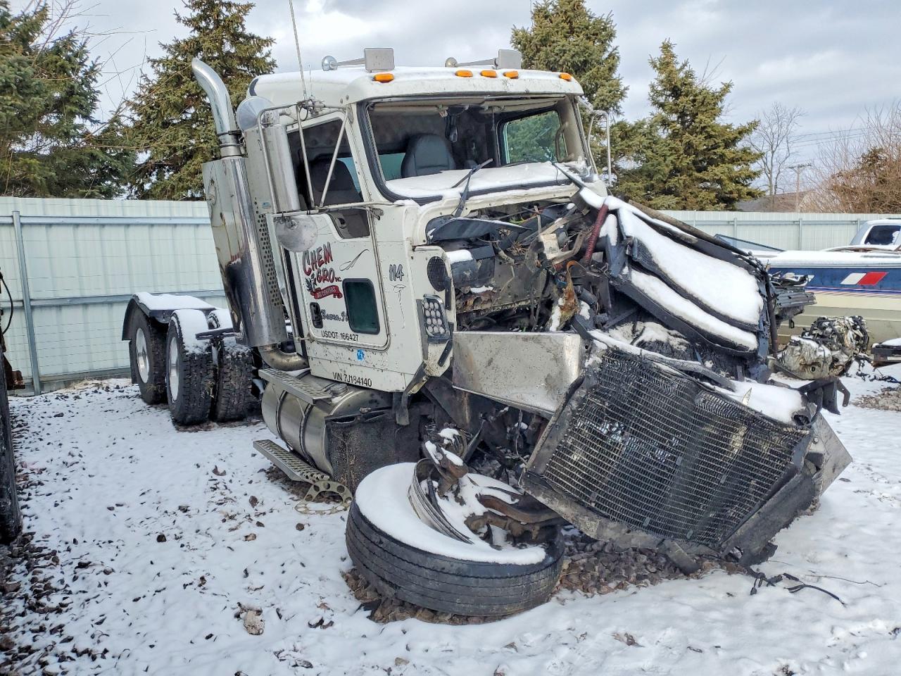 2007 Kenworth T800 Semi Truck