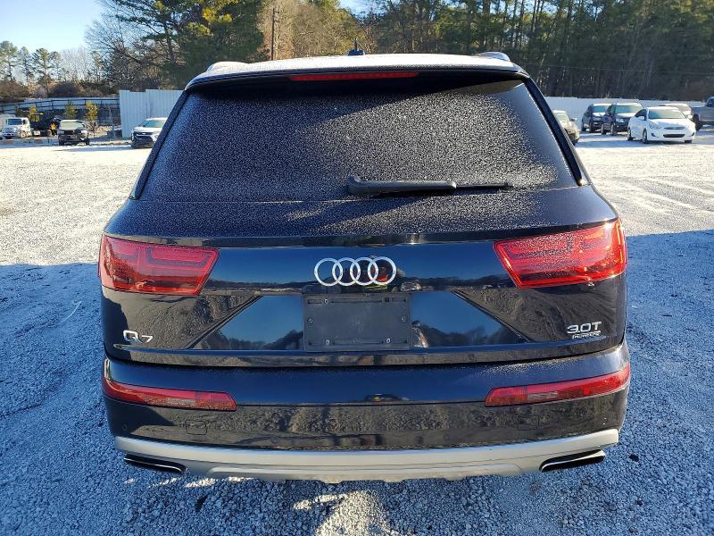 2018 Audi Q7 Premium Plus