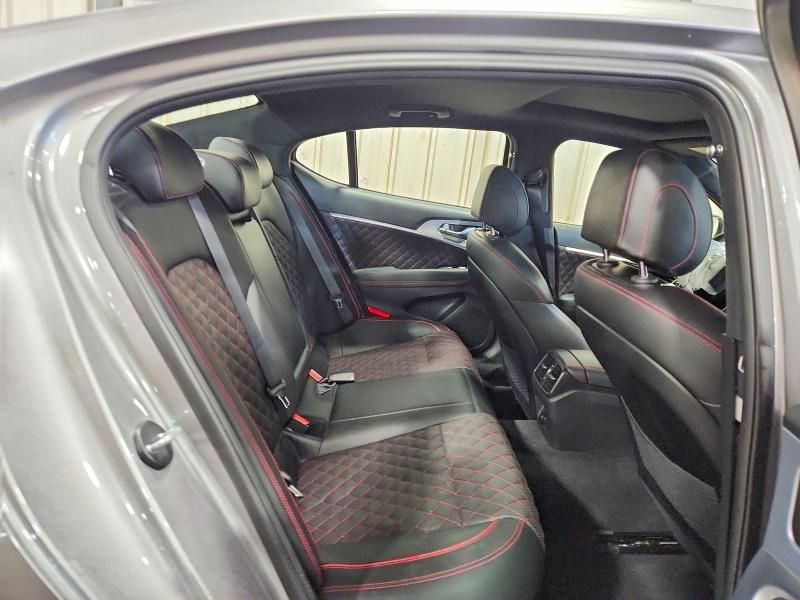 2020 Genesis G70 Prestige