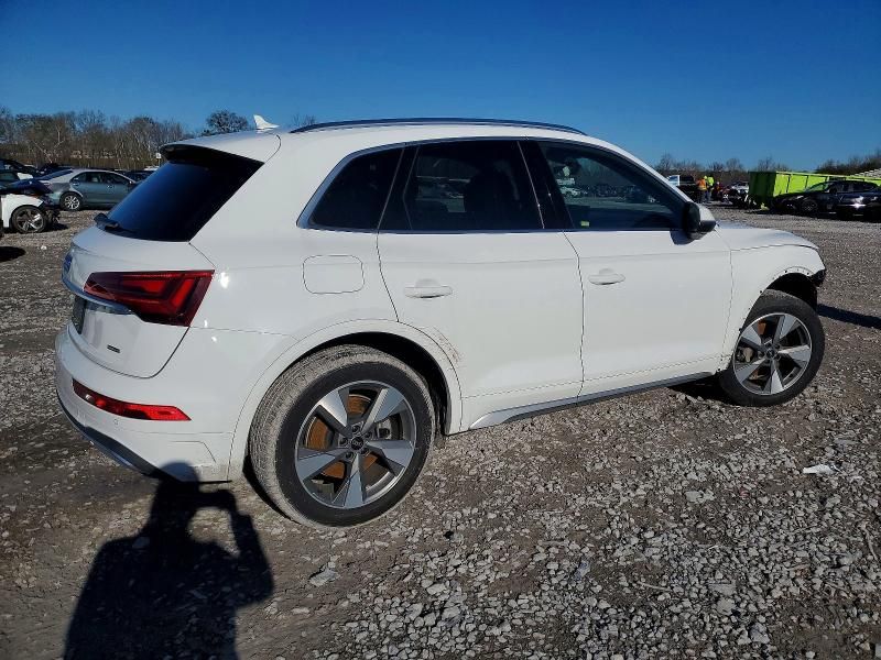 2022 Audi Q5 Premium Plus 40