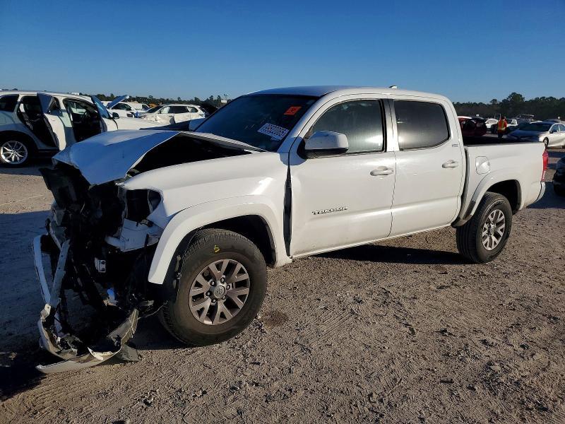 2017 Toyota Tacoma Double cab