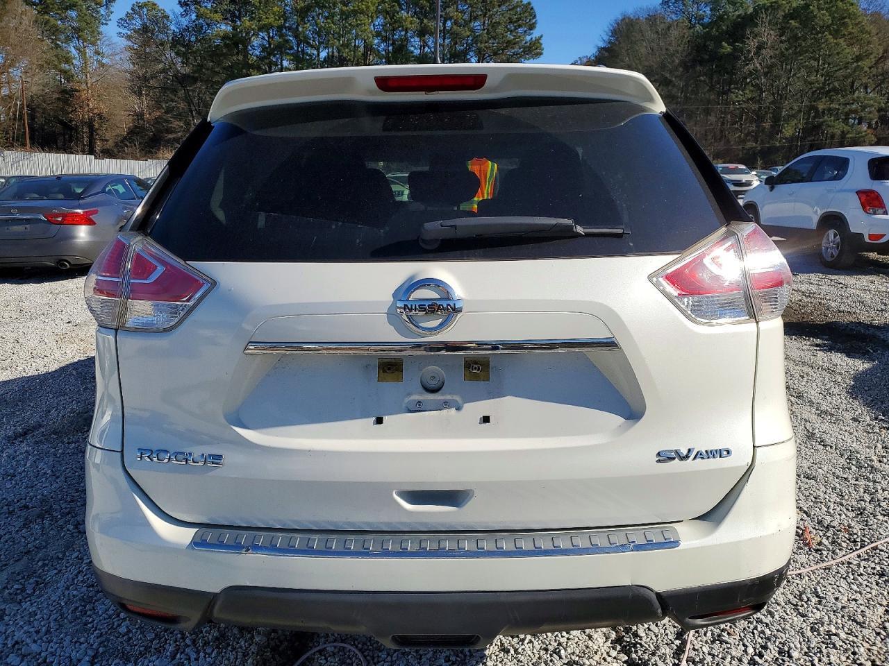 2016 Niss Rogue sv